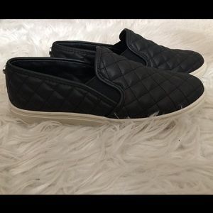 Steve Madden slides size 8.5 never worn